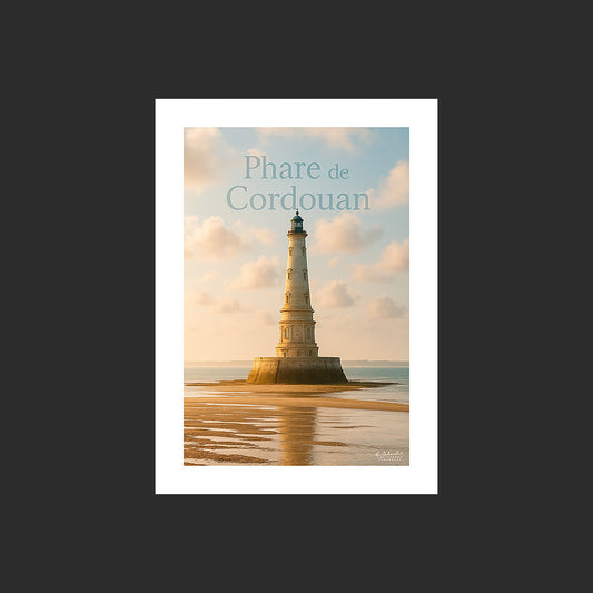 Affiche SP0052 Le phare de Cordouan en Gironde à marée basse en été au couchant, design avec marge blanche.