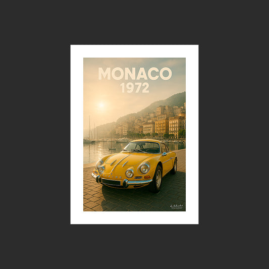 Affiche SP0142 Alpine Renault A110 1600S 1972 Jaune Monaco sur le port en été, design avec marge blanche.