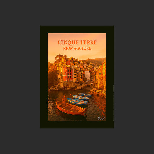Affiche SP0177 Cinque Terre le port de Riomaggiore dans le soleil en automne, design avec marge couleur.