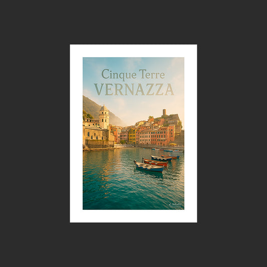 Affiche SP0184 Cinque Terre Vernazza depuis la mer en été au couchant