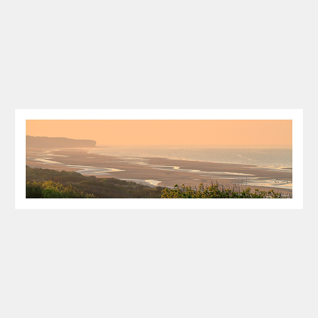 Poster Photo panoramique Omaha Beach - La plage - Image de la Côte Normande - Plages du Débarquement - Normandie - Christophe Schambert