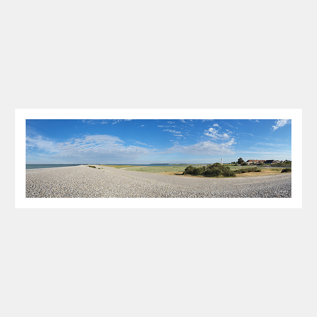 Poster Photo Pointe de galets - La baie de Somme depuis la Pointe du Hourdel en été - Image de la Côte Picarde - Hauts-de-France - Christophe Schambert Photographe