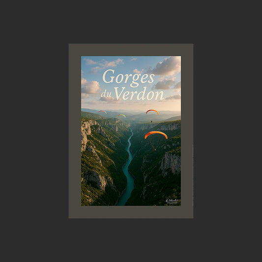 Affiche SP0221 Parapentes au-dessus du canyon du Verdon en Provence en été, design avec marge couleur.